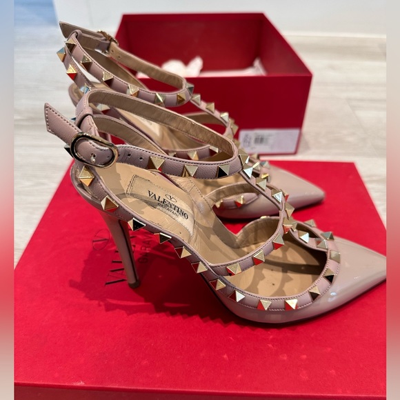 Valentino Garavani Nude Rockstud Leather Caged Pump Size 36.5 - Picture 7 of 9